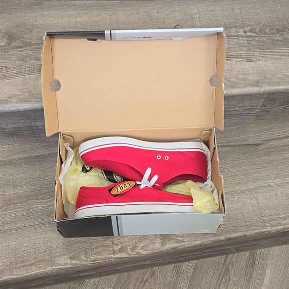 Lugz red canvas lace up tennis shoes loafer  men's size 12 new in box - Picture 7 of 8